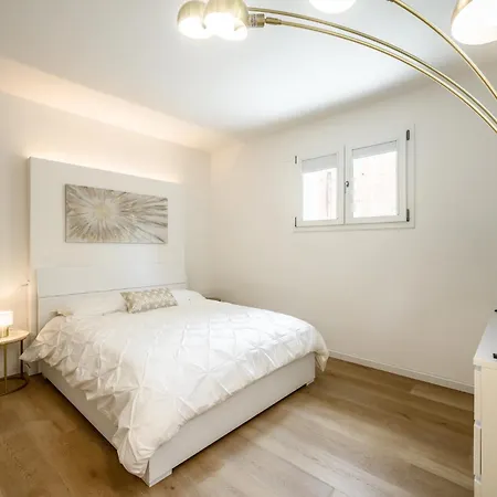 Allemura Uno - Free Wifi, Private Parking & Air Conditioning Appartement Faenza