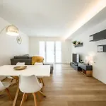 Allemura Uno - Free Wifi, Private Parking & Air Conditioning