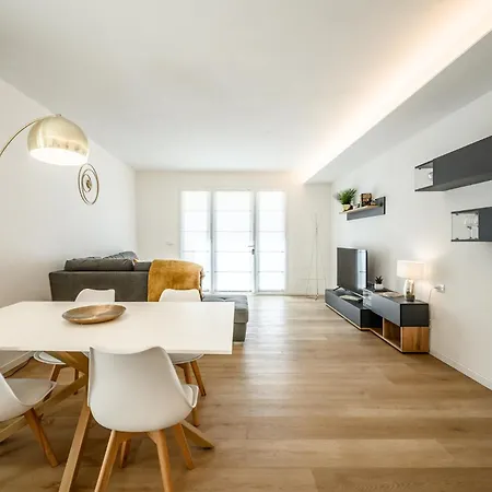 Allemura Uno - Free Wifi, Private Parking & Air Conditioning