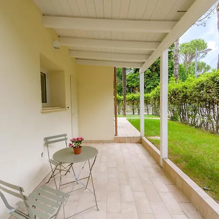 Apartment Elegant Pied-a-terre - Free Wifi, Private Parking & Air Conditioning Faenza