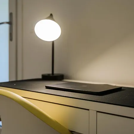Elegant Pied-a-terre - Free Wifi, Private Parking & Air Conditioning Faenza