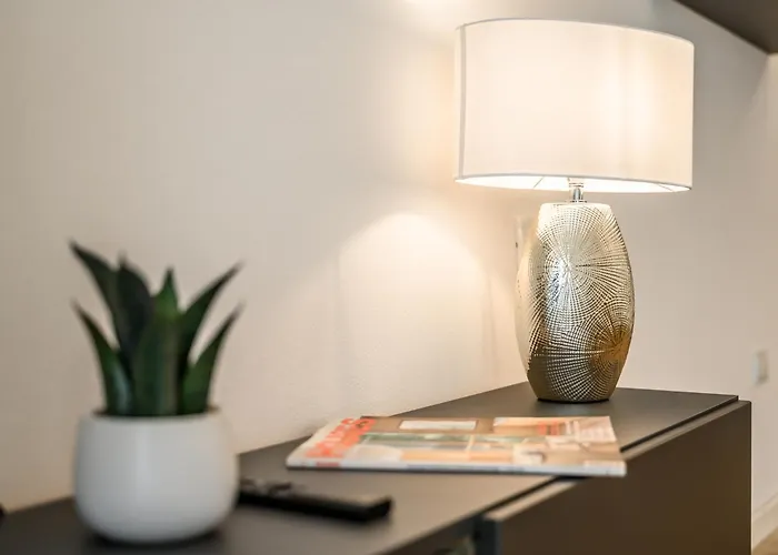 Allemura Uno - Free Wifi, Private Parking & Air Conditioning شقة فينْتْسا